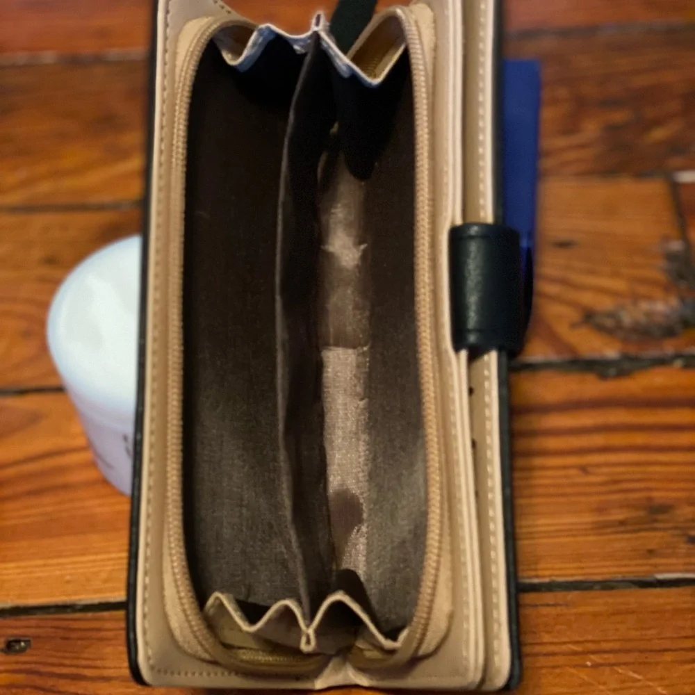 Vegan Leather Black & Gold Wallet Leaf Cut Out Design NWOT